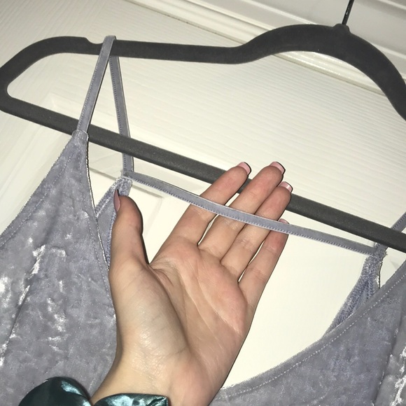 *SOLD* Silver Velvet Tank ⭐️ - Picture 4 of 4